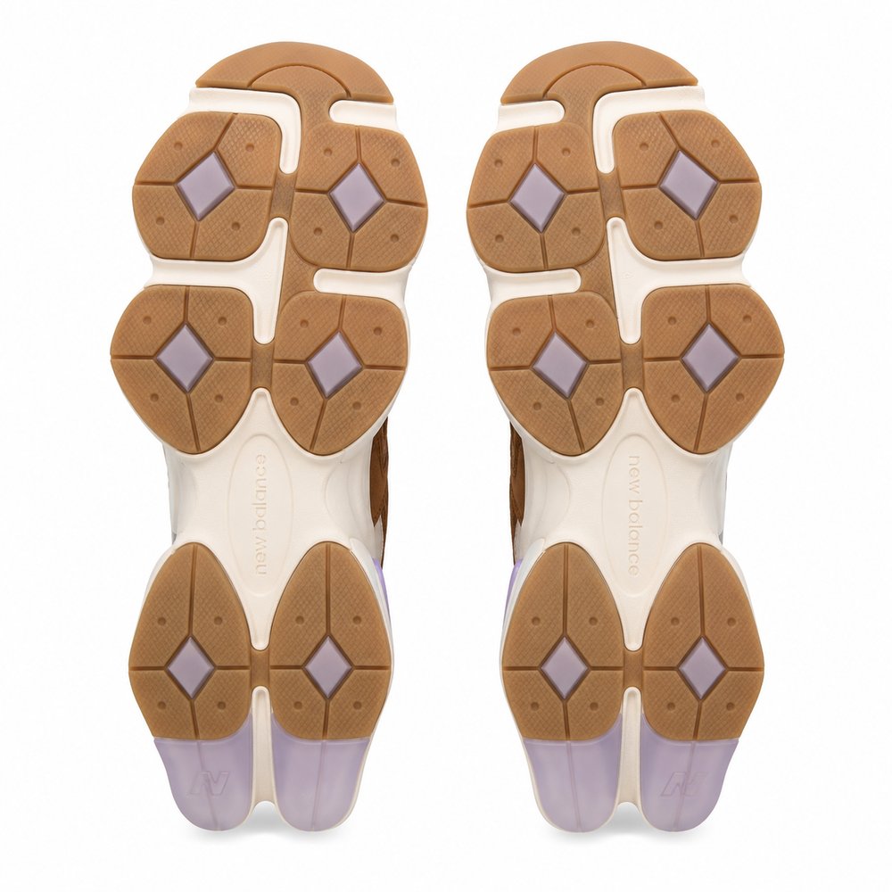 New Balance 9060 Feminino — Caramel/Cognac Brown/Cream