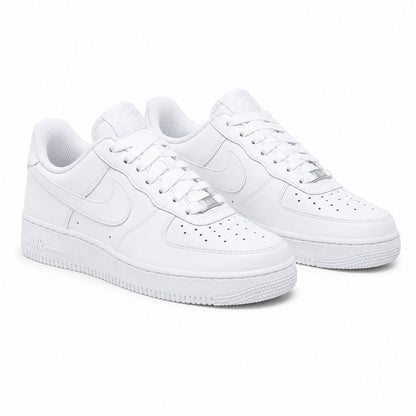 Nike Air Force 1 Low Feminino — Triple White